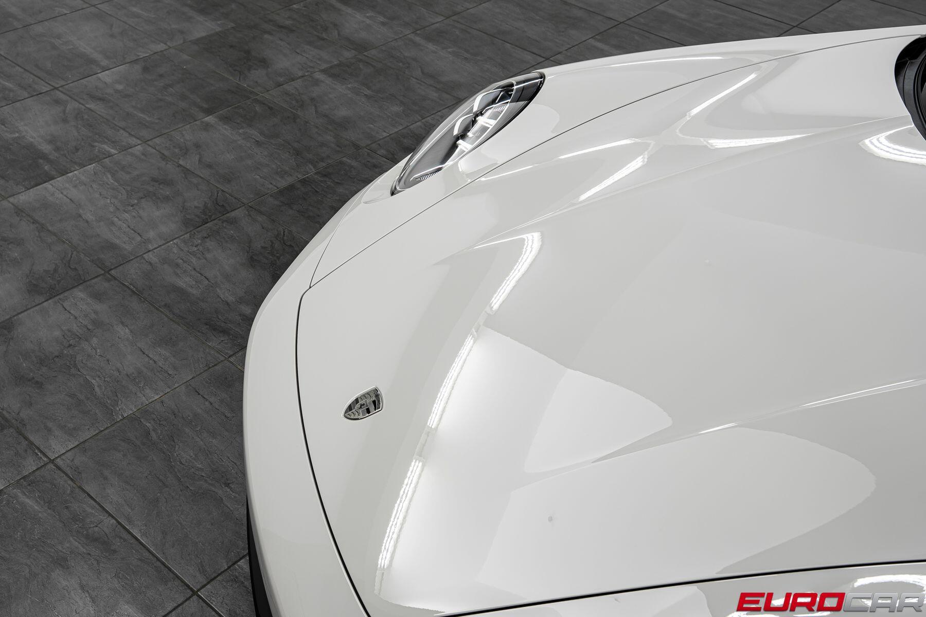 2026 Porsche 911 Turbo S *SPORTDESIGN PACK * ADAPTIVE SEATS PLUS*Image 9