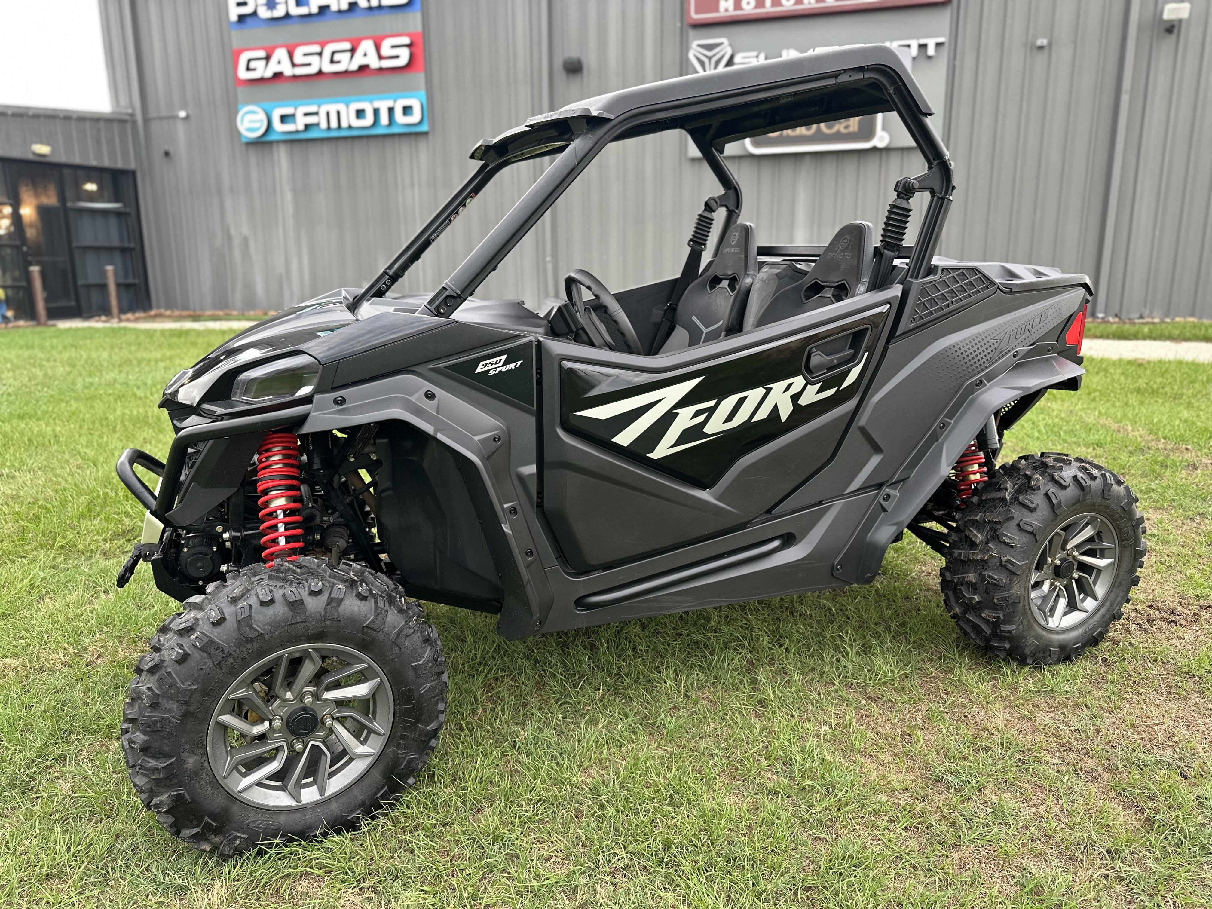 2025 CFMOTO ZForce 950 Sport