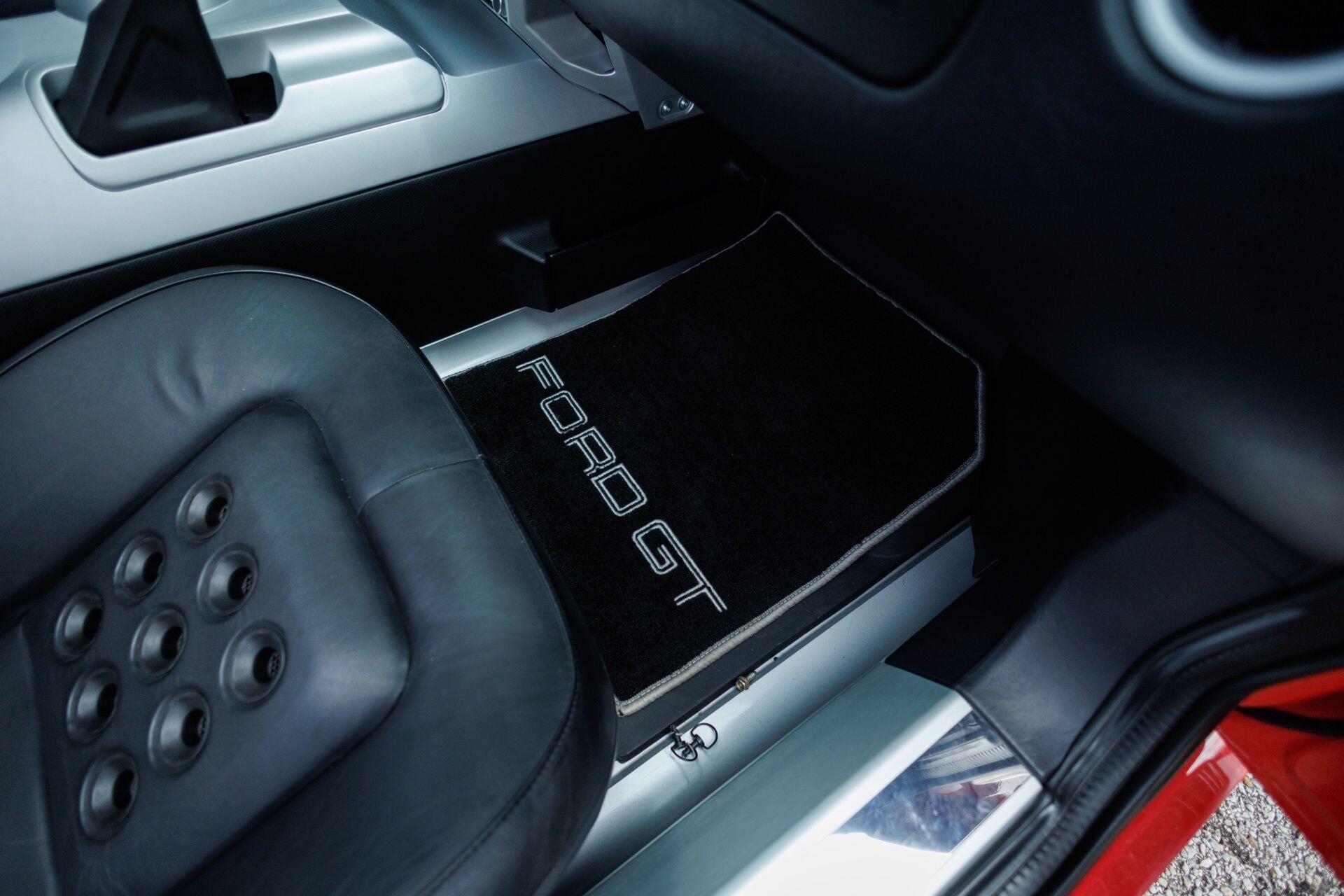 2005 Ford GT Base - Photo 50