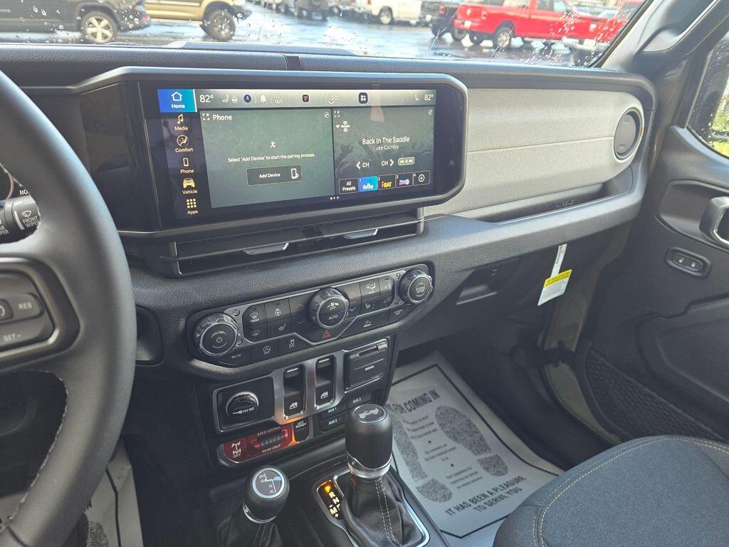 2026 Jeep Wrangler 2-Door Willys - Photo 15