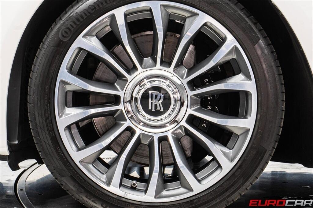 Used 2018 Rolls-Royce Dawn *BESPOKE INTERIOR * IMMACULATE CONDITION*Image 20