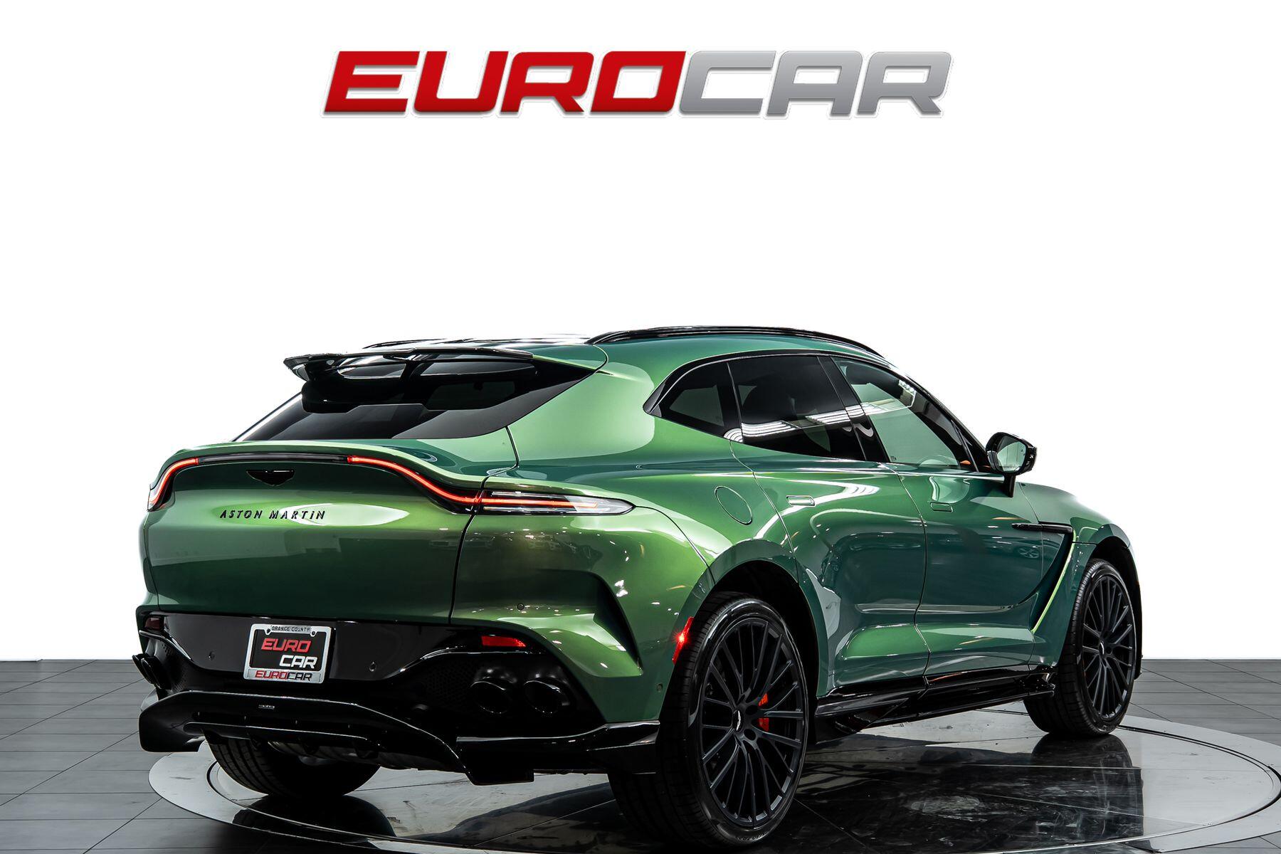 2023 Aston Martin DBX 707 *SPECIAL FACTORY PAINT * PANORAMIC ROOF*Image 5