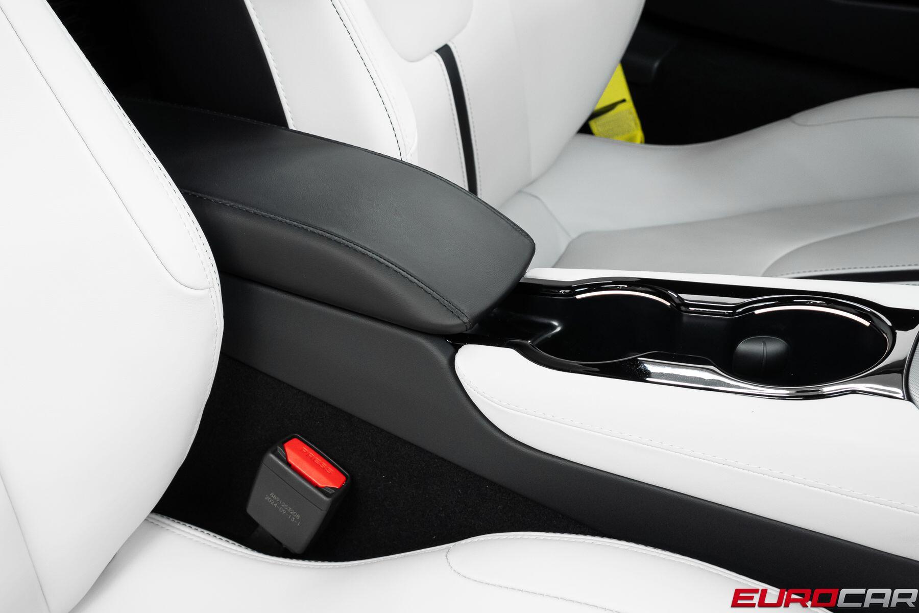 2026 Lotus Emira TURBO SE *AUTOMATIC TRANSMISSION * NEW CAR*Image 35