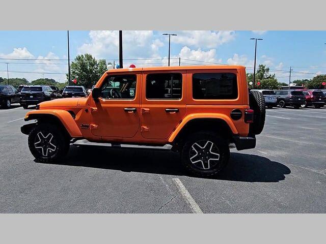 2025 Jeep Wrangler 4-Door Sahara - Photo 25