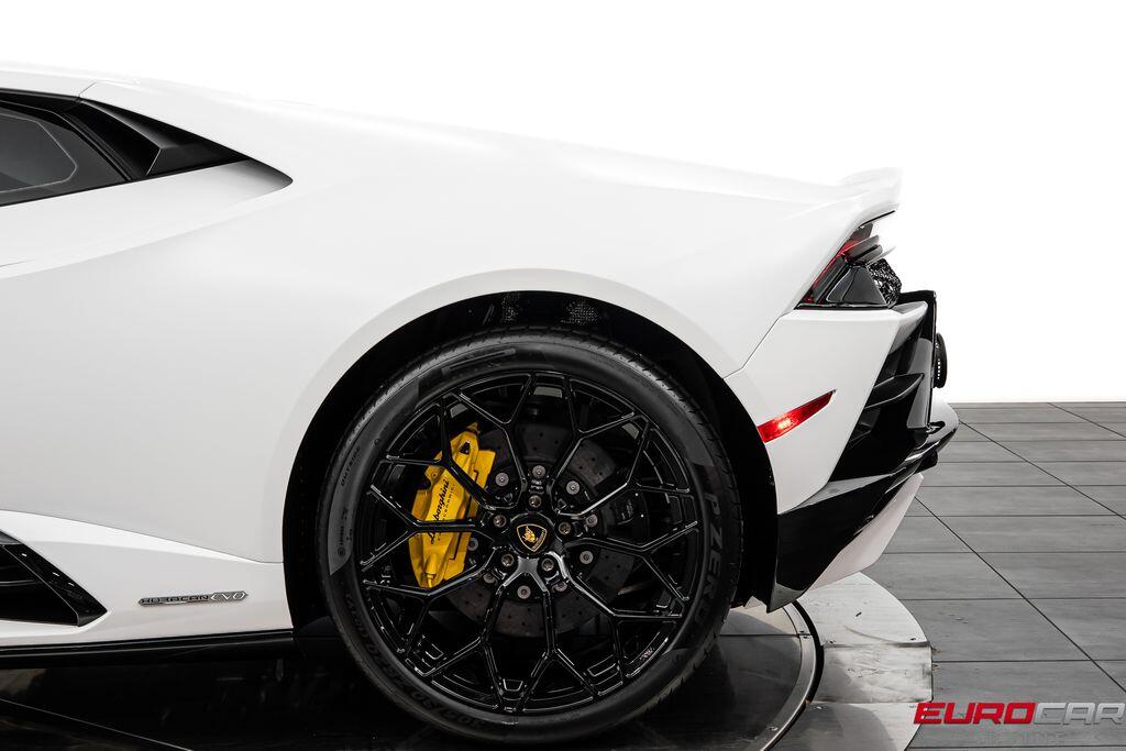 2022 Lamborghini Huracan EVO AWD *FULL ELECTRIC SEATS * FULL MATTE PPF*Image 15