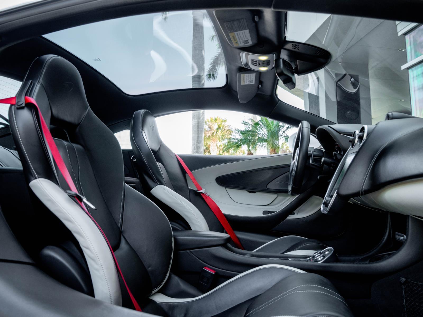 Used 2017 McLaren 570GT 