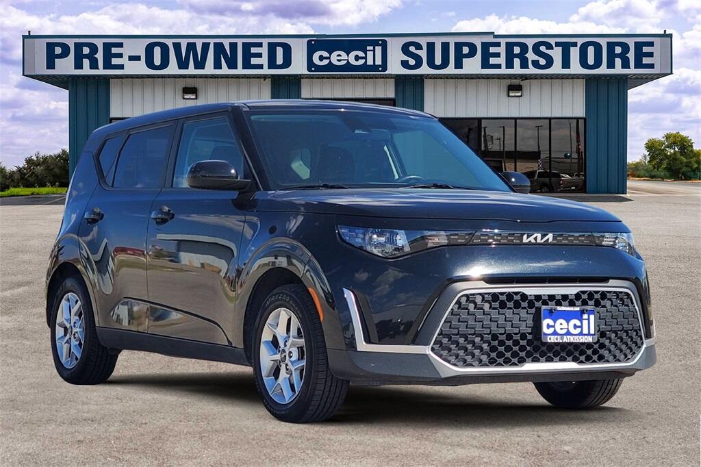 Used 2023 Kia Soul LX with VIN KNDJ23AU5P7872760 for sale in Burnet, TX