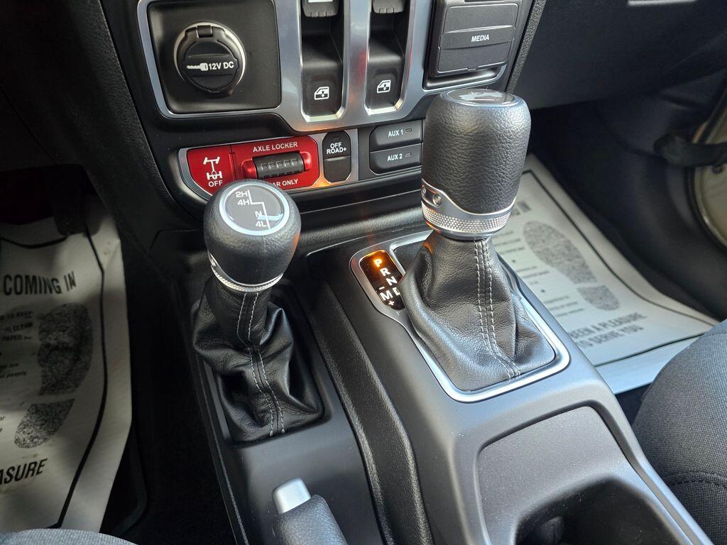 2026 Jeep Wrangler 2-Door Willys - Photo 20