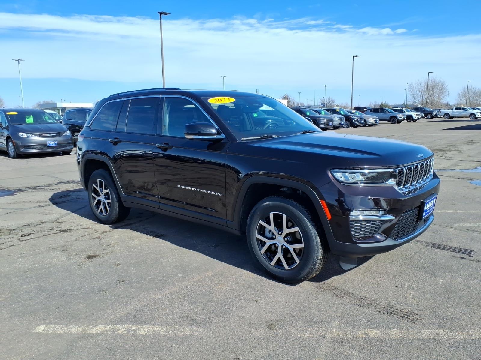 Used 2023 Jeep Grand Cherokee Limited with VIN 1C4RJHBG2P8706542 for sale in Mankato, Minnesota