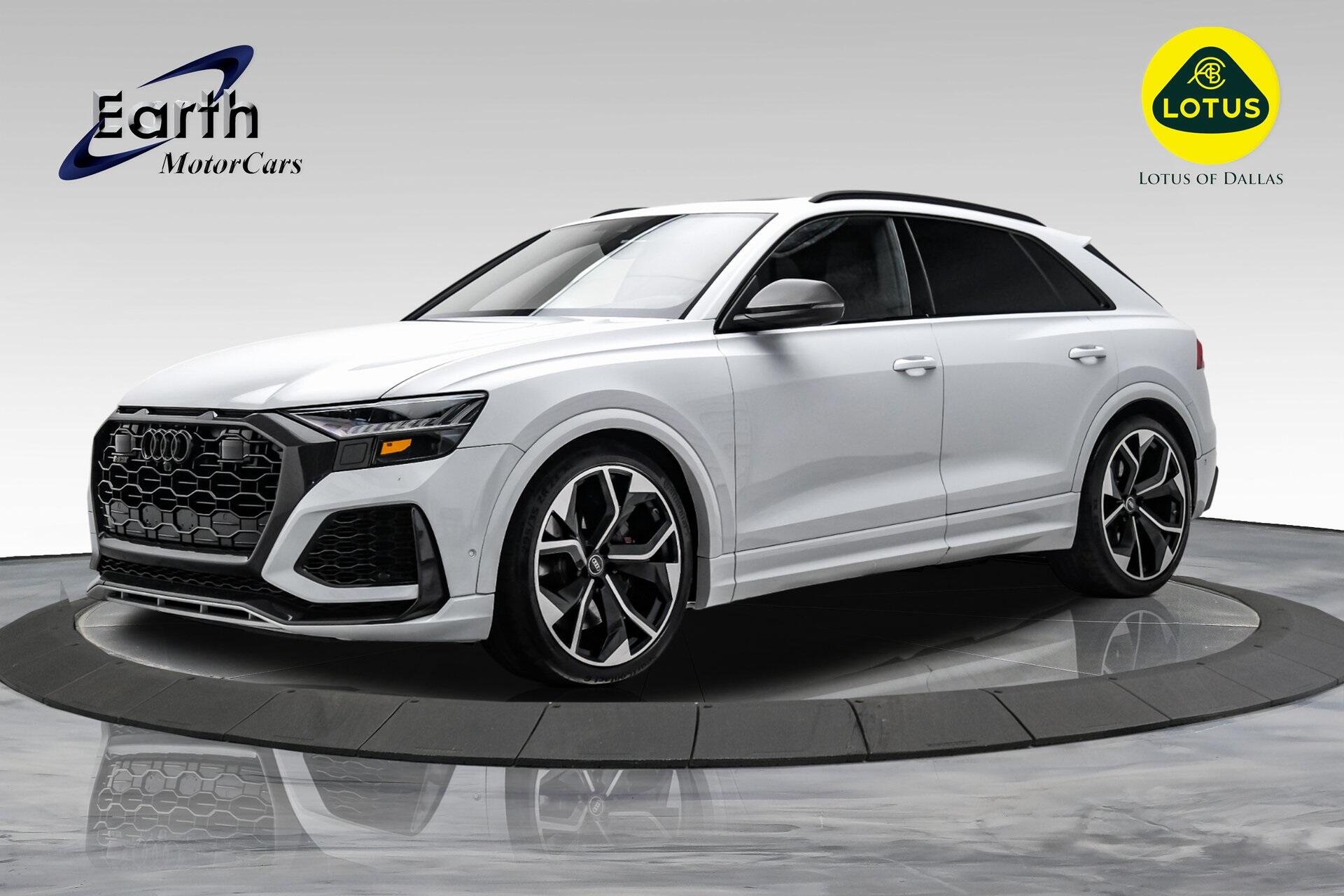 2023 Audi RS Q8 Base's photo