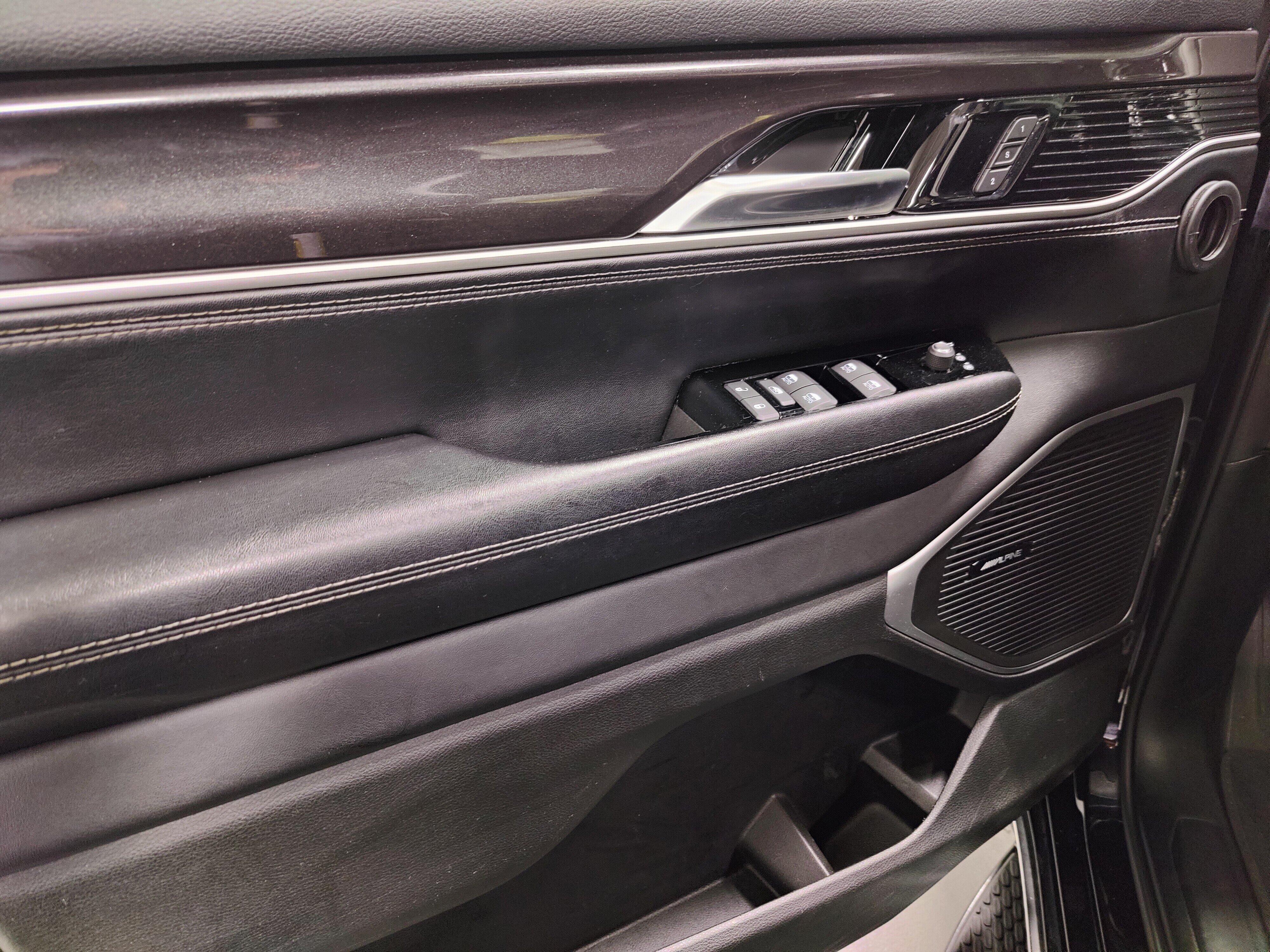 2023 Jeep Wagoneer Series I - Photo 30