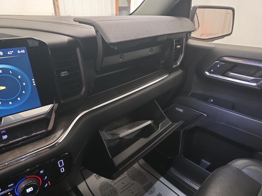 2023 Chevrolet Silverado 1500 LTZ - Photo 35