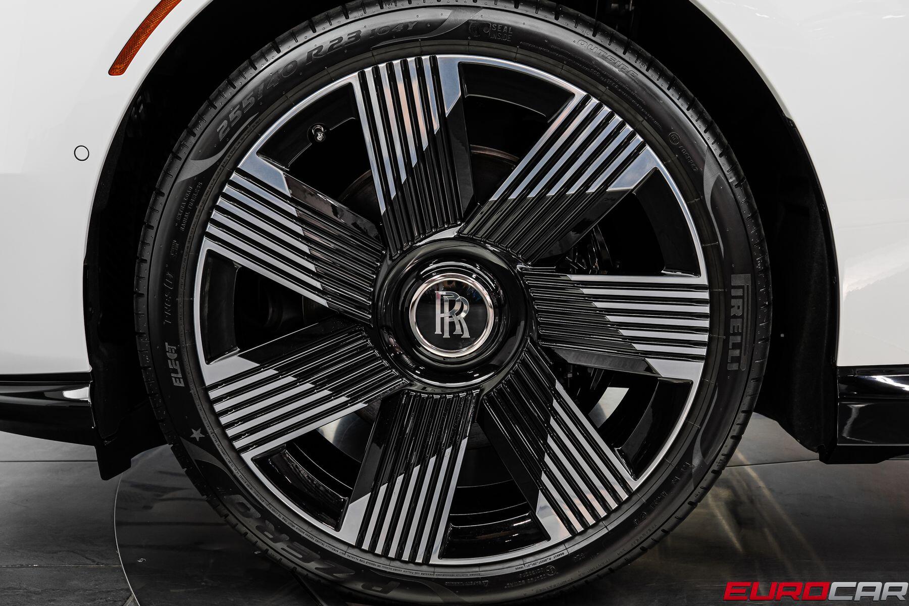 2024 Rolls-Royce Spectre *STARLIGHT DOORS * ILLUMINATED FASCIA*Image 21