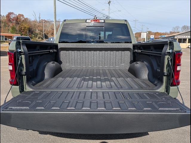 2026 RAM 1500 Laramie - Photo 15