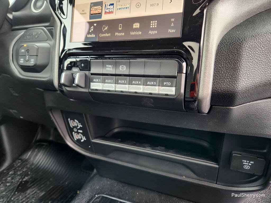 2026 RAM 3500 Chassis Tradesman - Photo 35