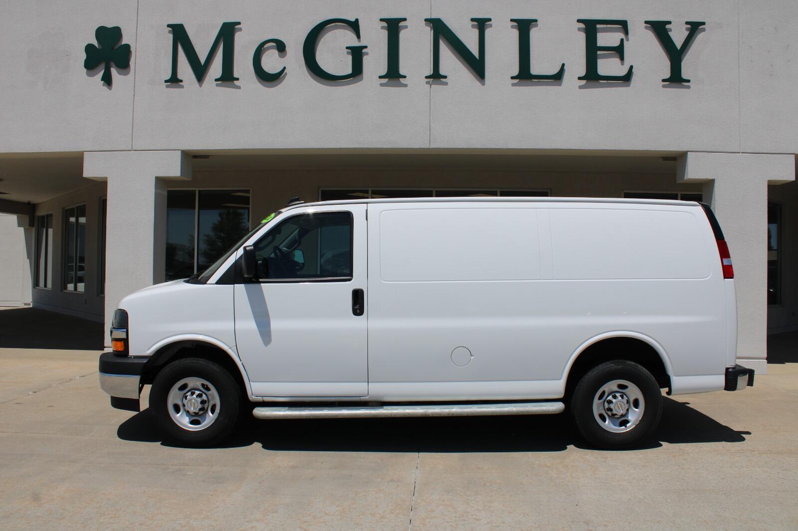 2024 Chevrolet Express 2500 Work Van HD's photo