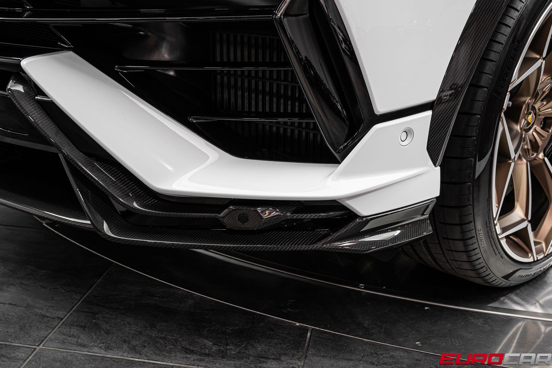 2024 Lamborghini Urus Performante *HUGE CARBON FIBER OPTIONS*Image 14