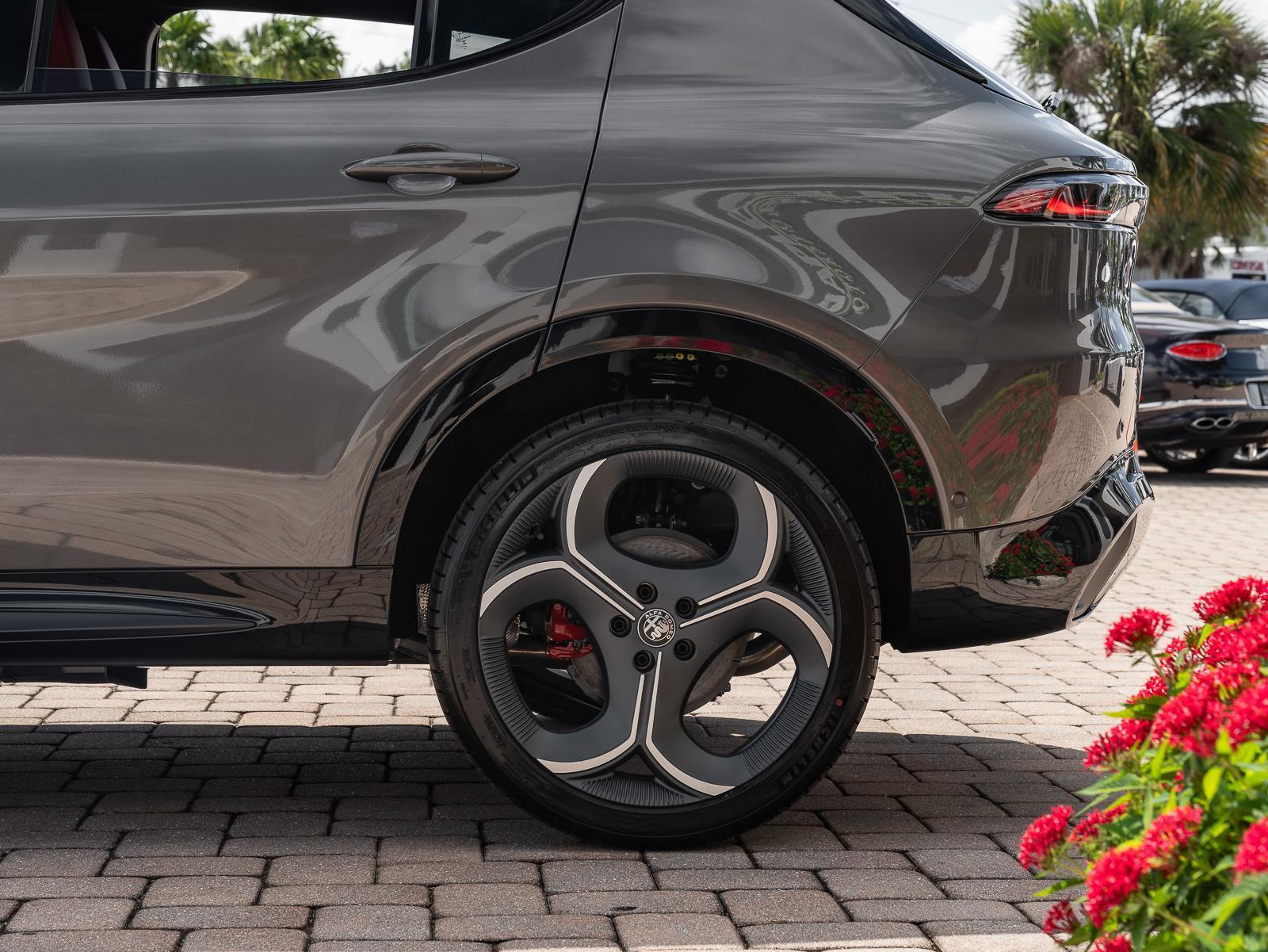 New 2026 Alfa Romeo Tonale Veloce Awd