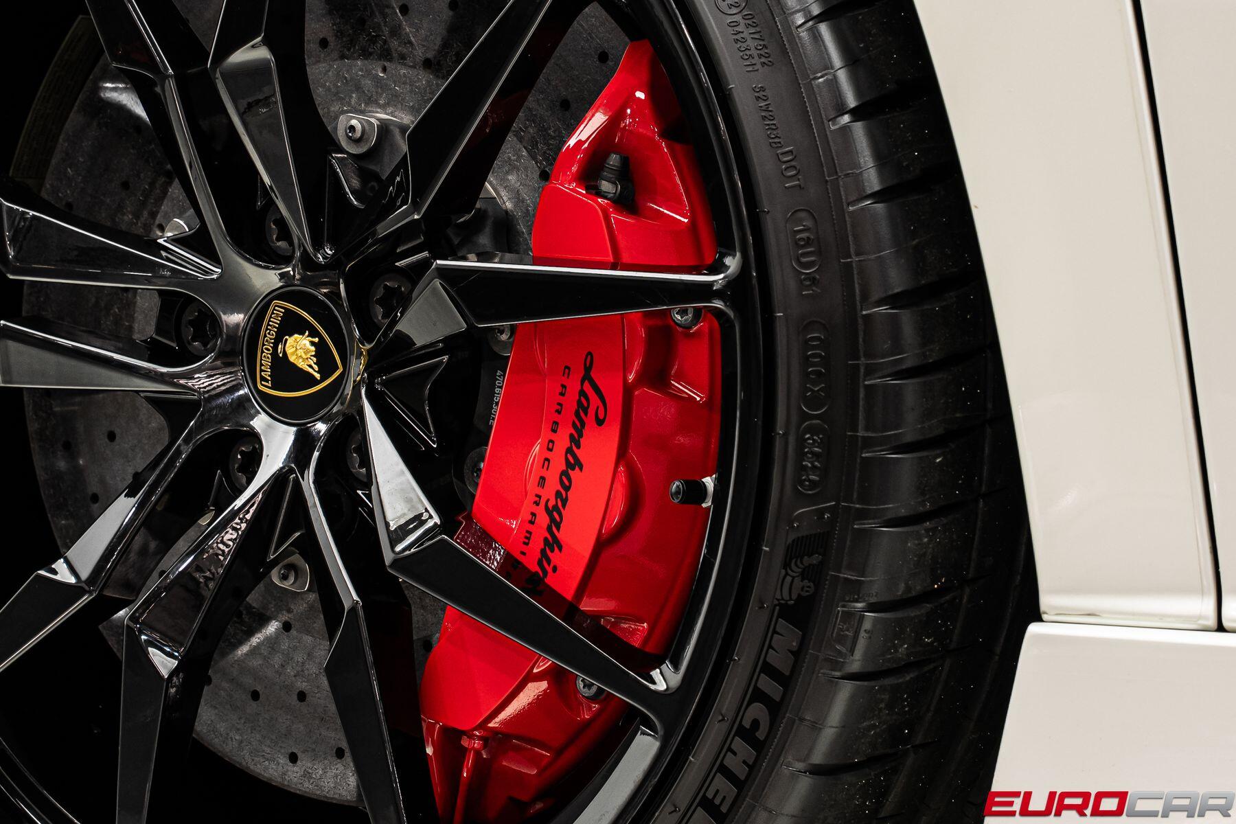 2015 Lamborghini Aventador Roadster LP 700 - 4 *HUGE CARBON OPTIONS * FRONT LIFT*Image 32