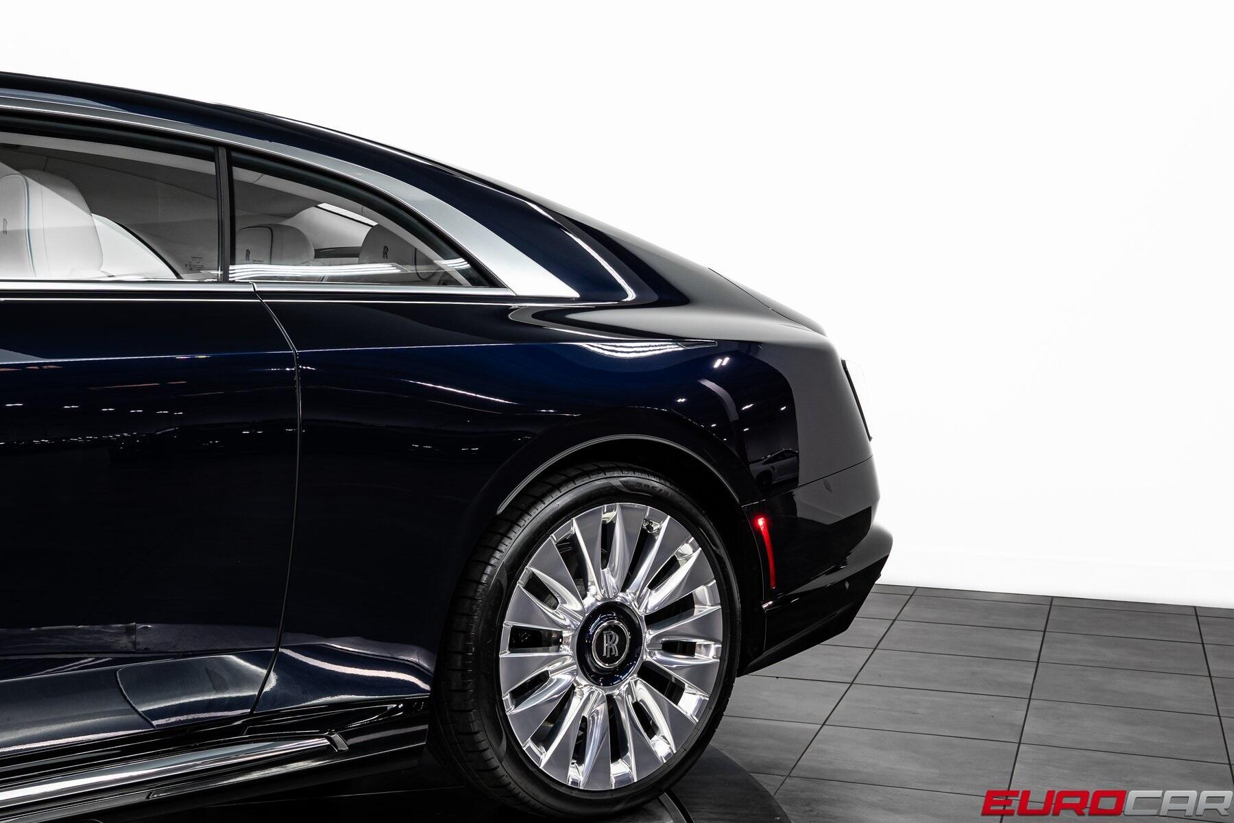 Used 2024 Rolls-Royce Spectre *LAUNCH PACKAGE * BESPOKE INTERIOR*Image 14