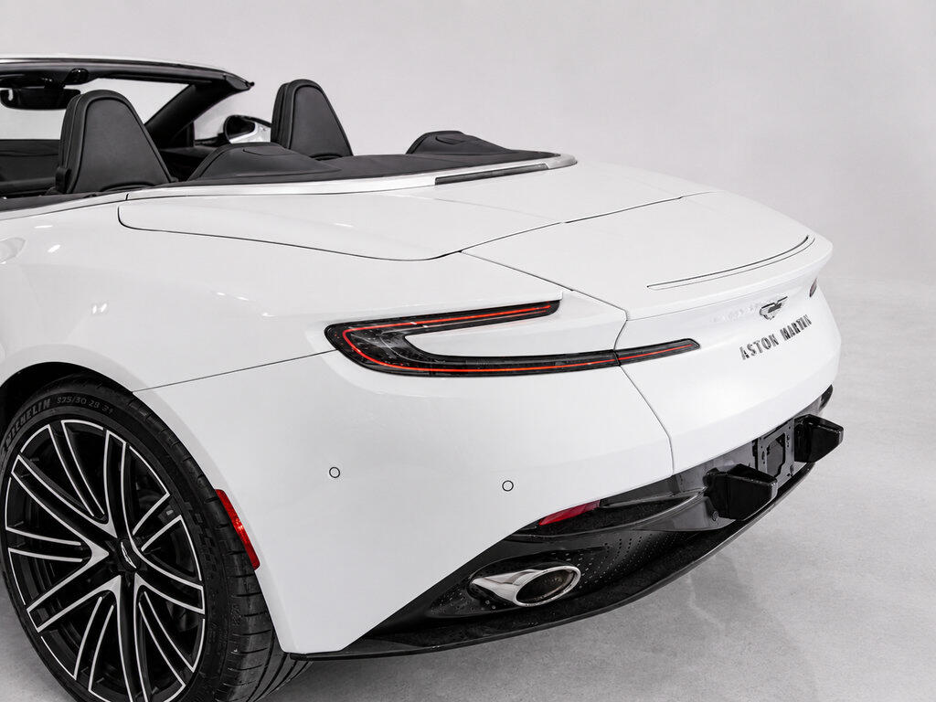 2026 Aston Martin DB12 Base - Photo 14