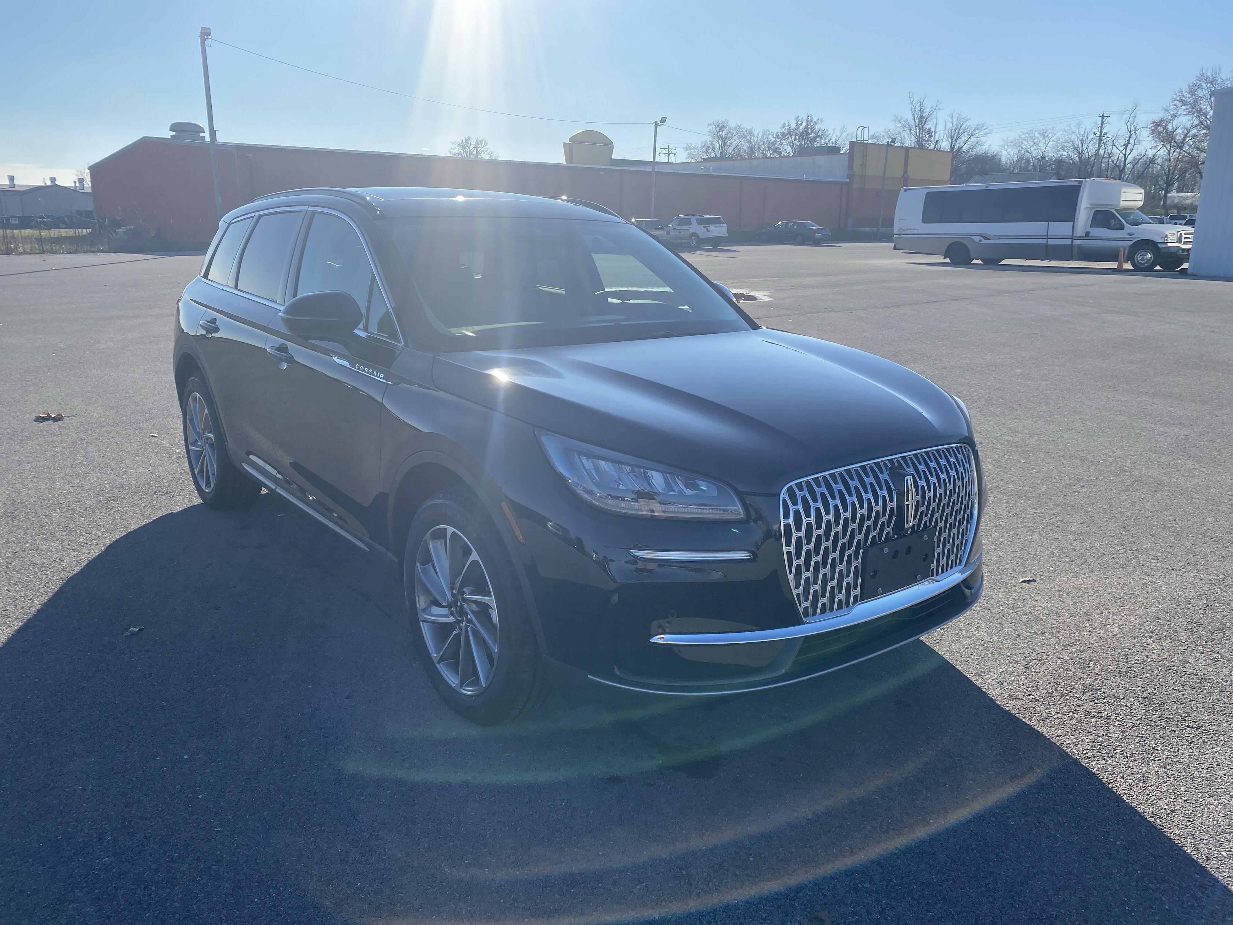 2025 Lincoln Corsair Premiere FWD's photo