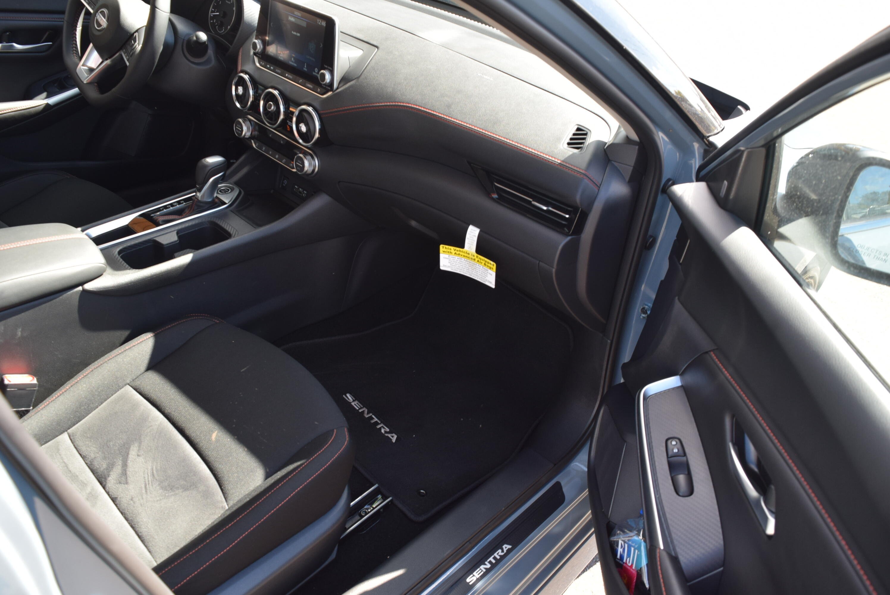 2025 Nissan Sentra SR - Photo 8