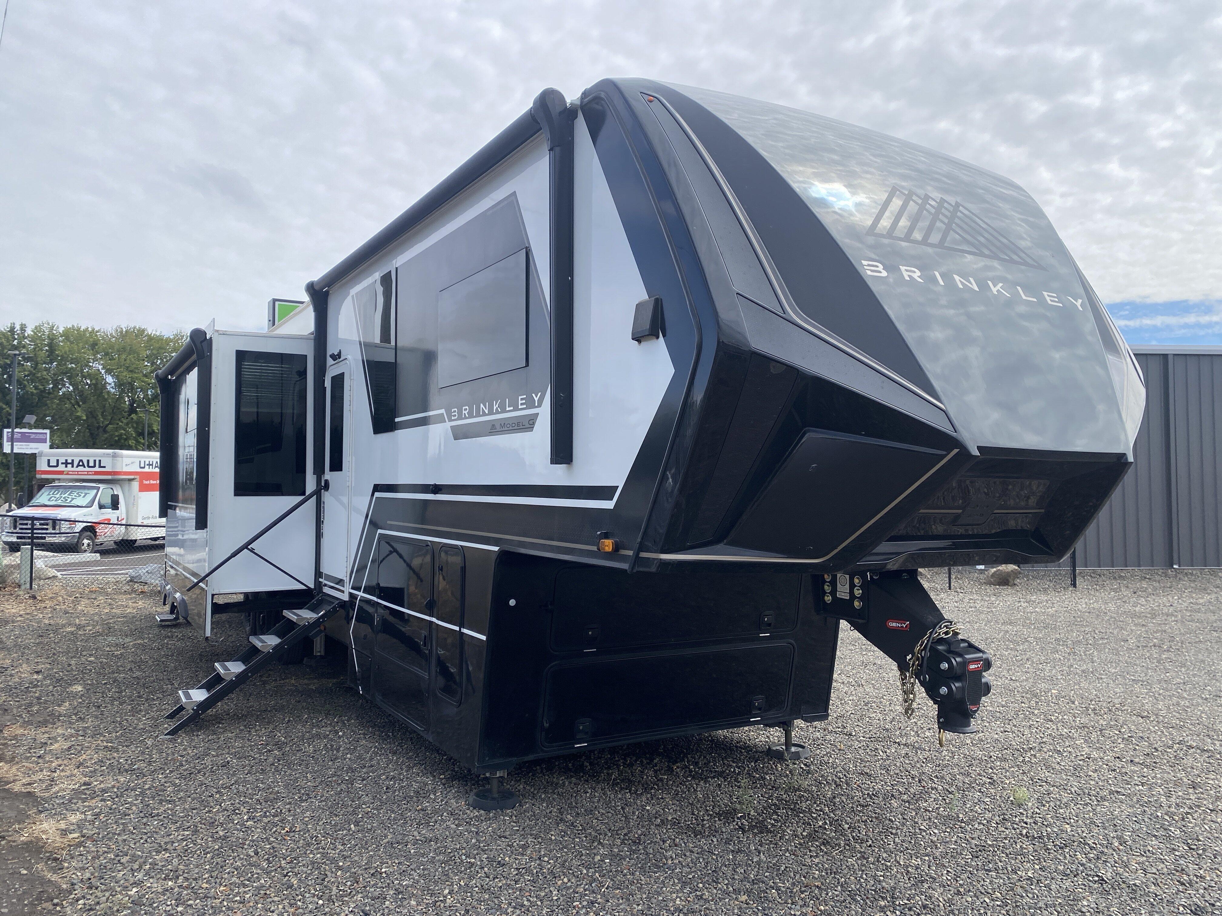 2024 BRINKLEY 3950