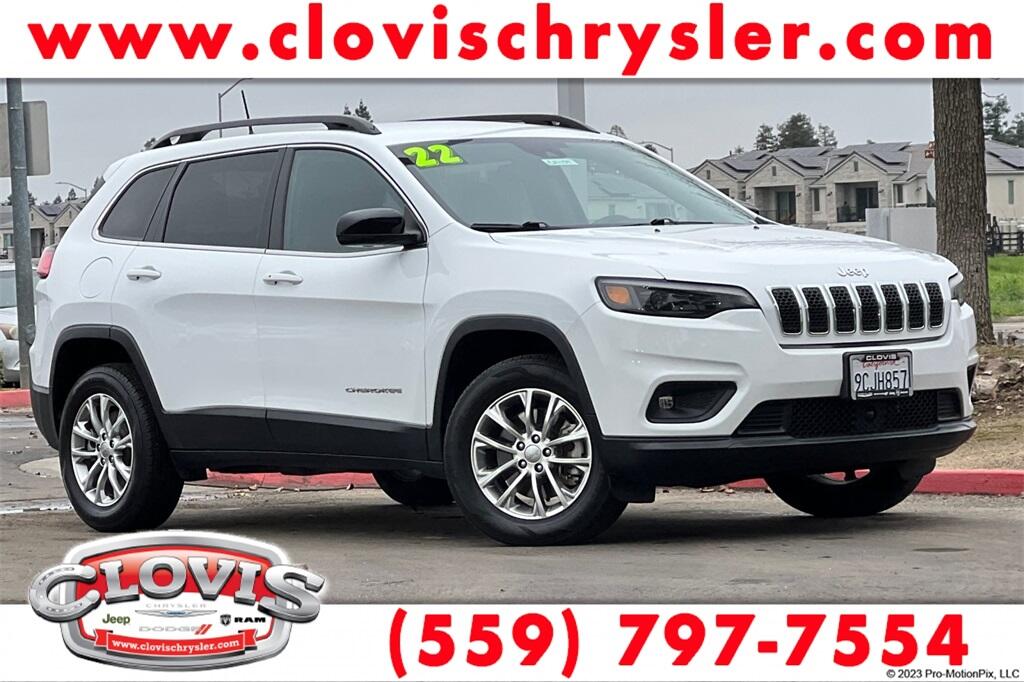 2022 Jeep Cherokee Latitude Lux's photo