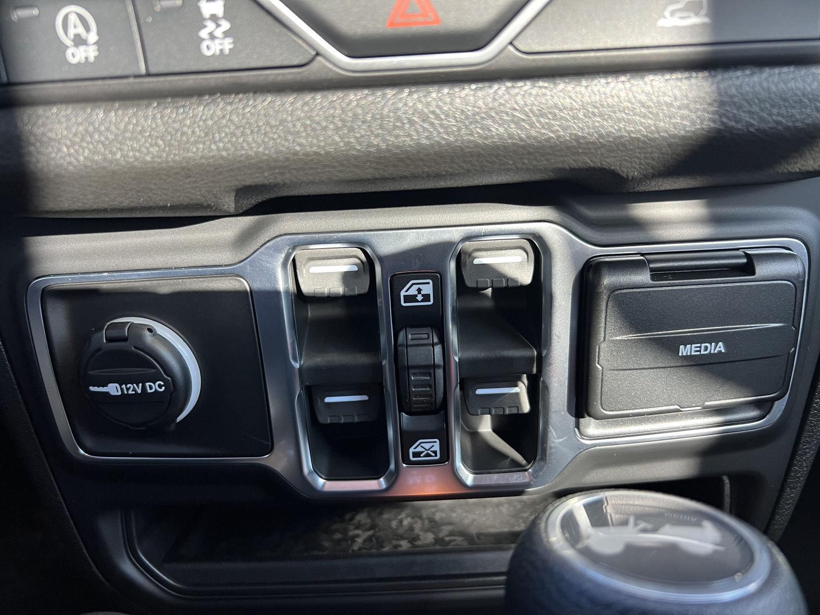 2026 Jeep Wrangler 4-Door Sport - Photo 20