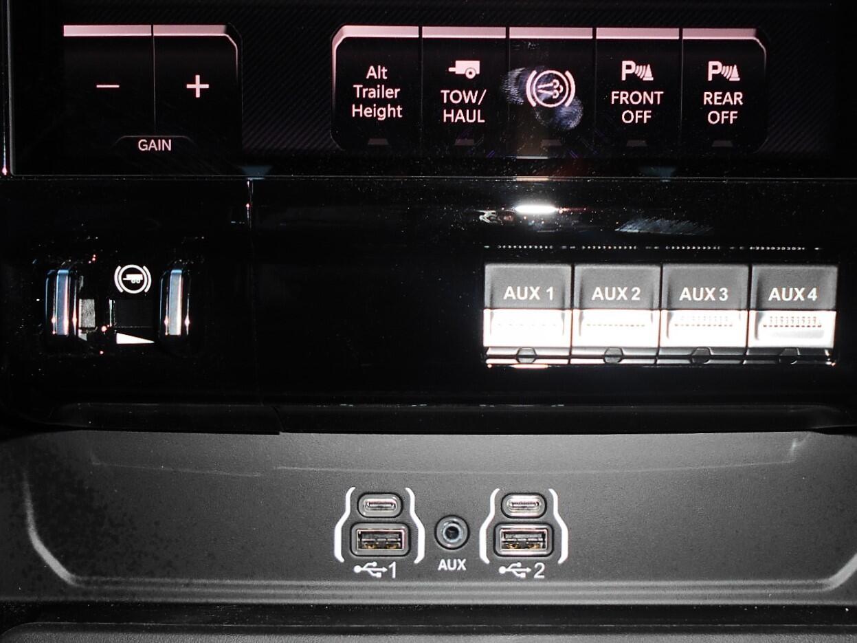 2026 RAM 2500 Laramie - Photo 16