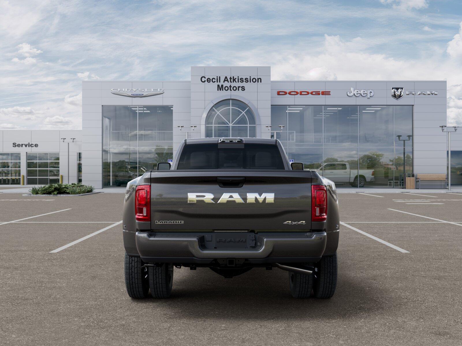 2026 RAM 3500 Laramie - Photo 32
