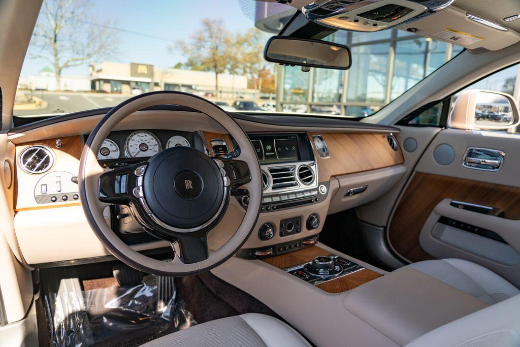 2019 Rolls-Royce Wraith Base photo 22