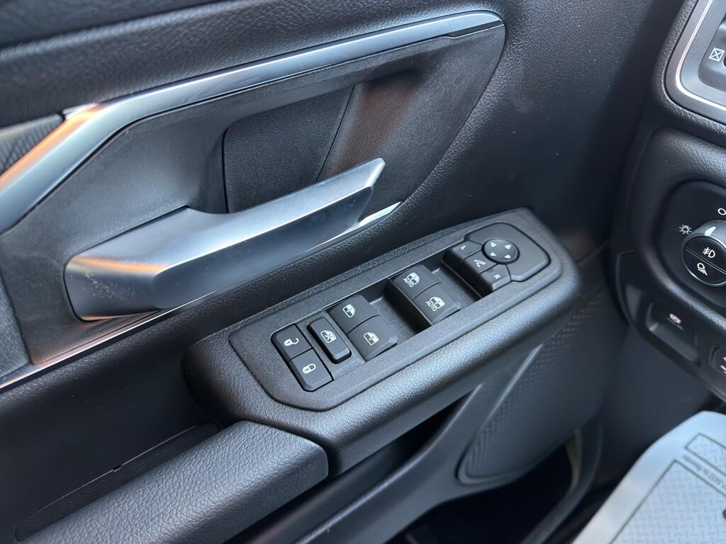 2026 RAM 1500 Big Horn/Lone Star - Photo 9