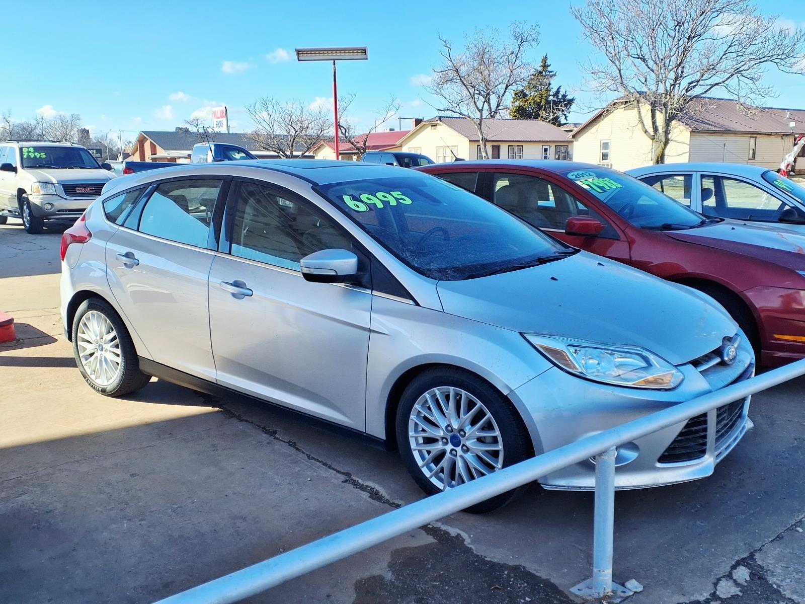 2012 Ford Focus 5 Door Hatch SEL's photo