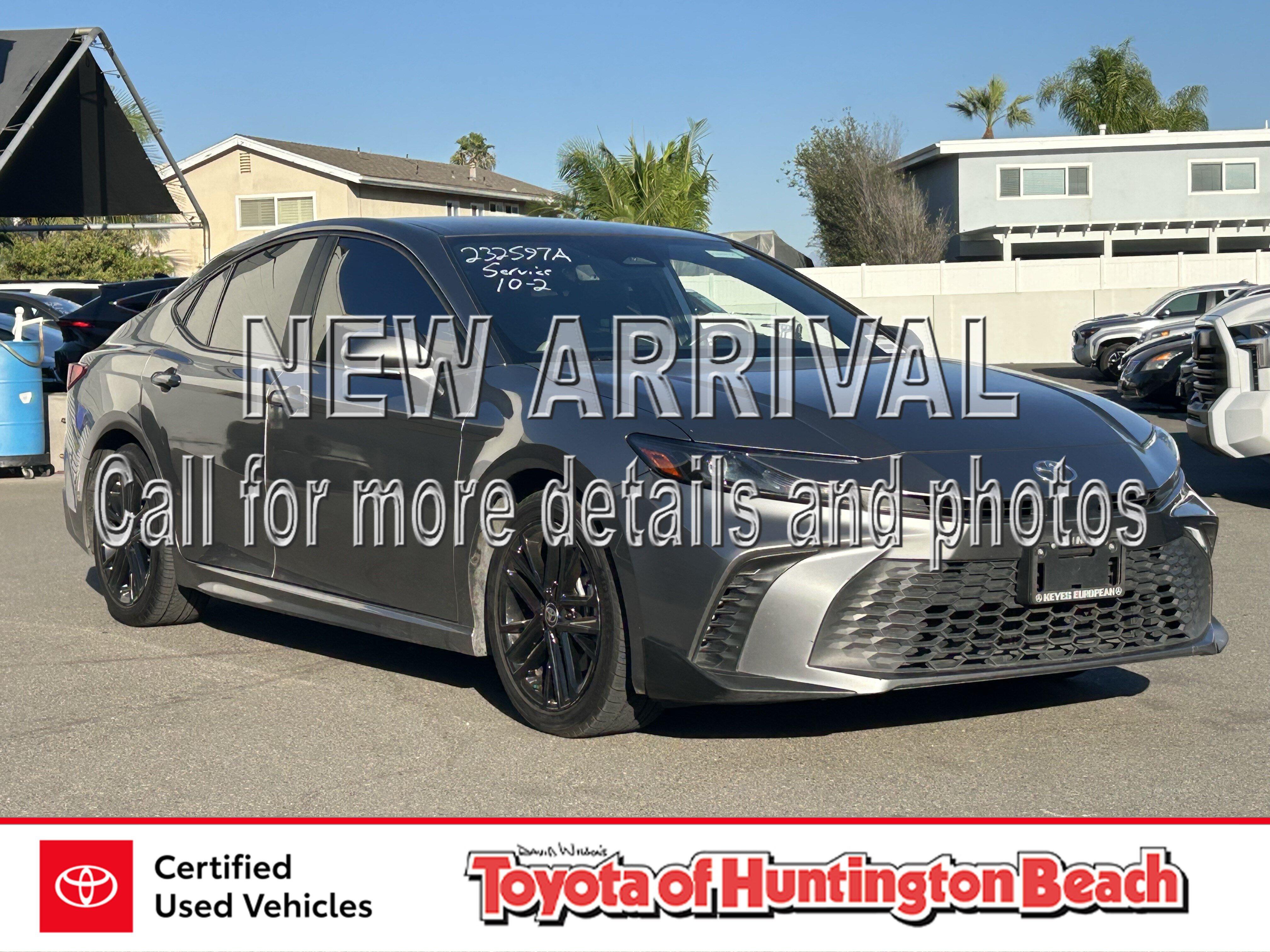 2025 Toyota Camry SE