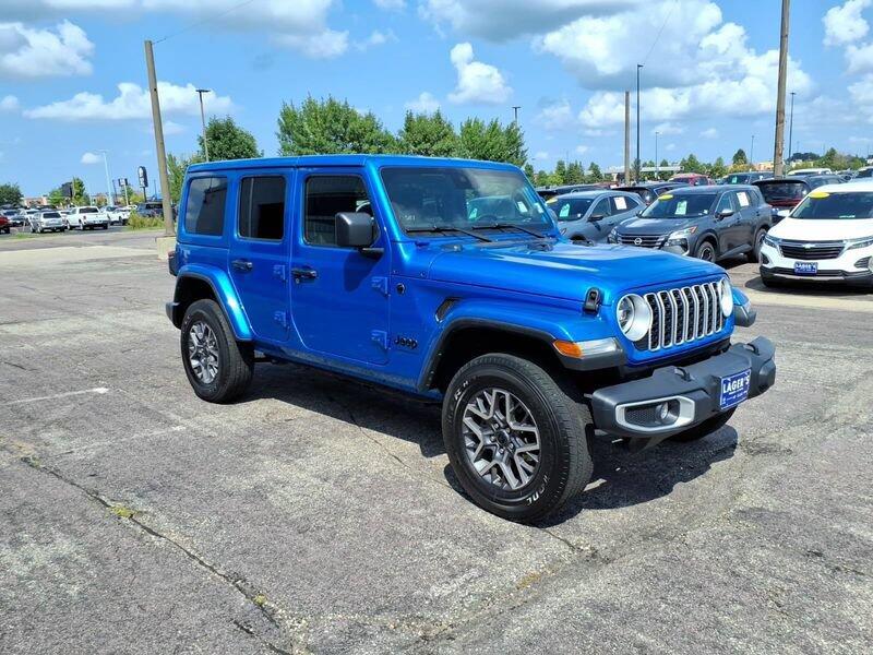 Used 2025 Jeep Wrangler 4-Door Sahara with VIN 1C4PJXEN1SW568587 for sale in Mankato, Minnesota