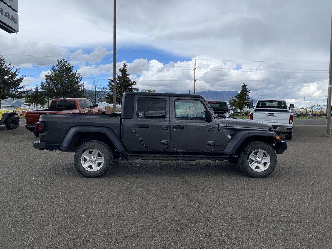 Used 2020 Jeep Gladiator Sport S with VIN 1C6HJTAGXLL158725 for sale in Island City, OR
