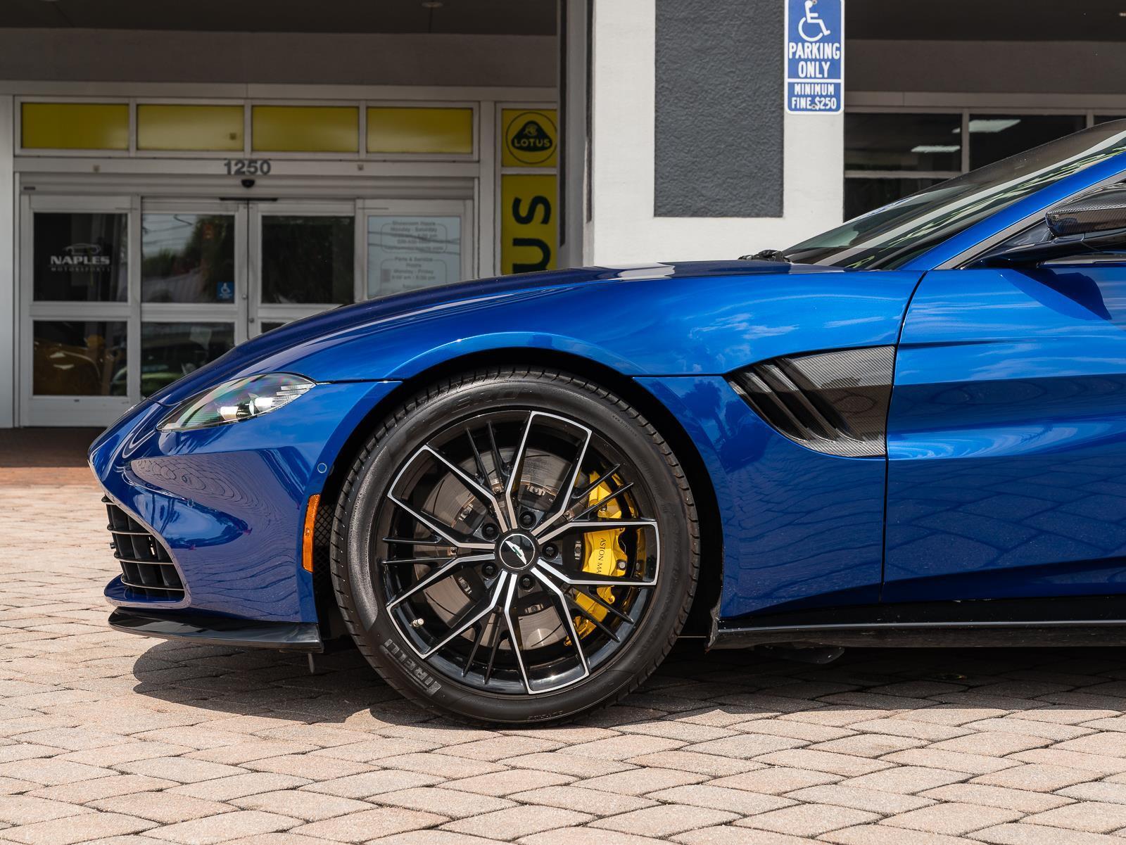 Used 2021 Aston Martin Vantage Roadster