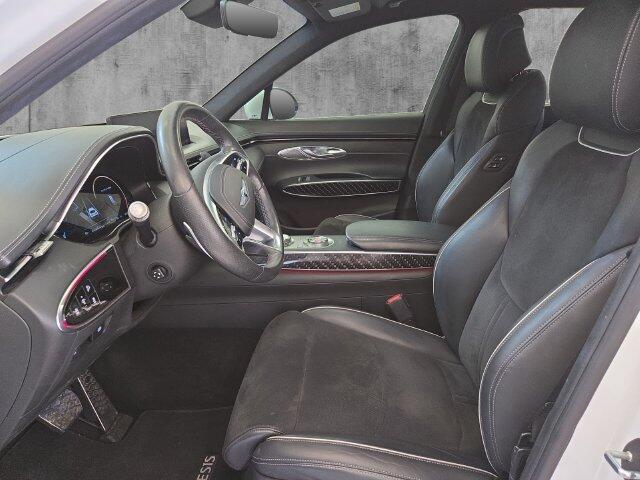 Photo 11