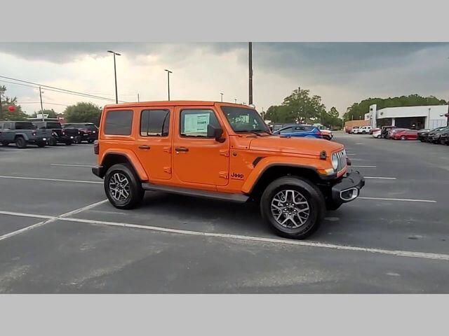 2025 Jeep Wrangler 4-Door Sahara - Photo 37