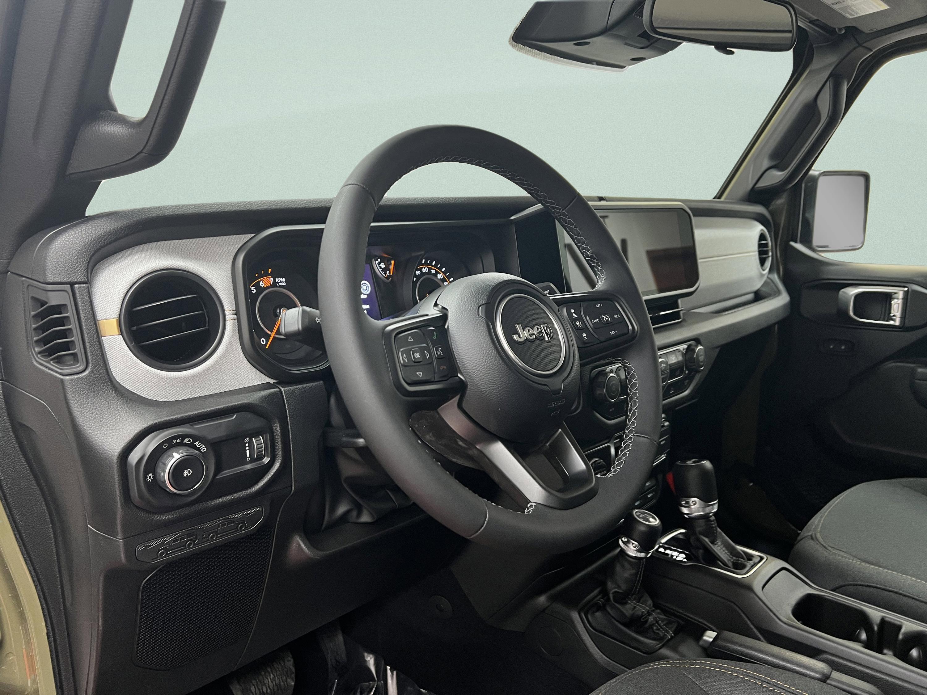 2026 Jeep Wrangler 4-Door Willys - Photo 11