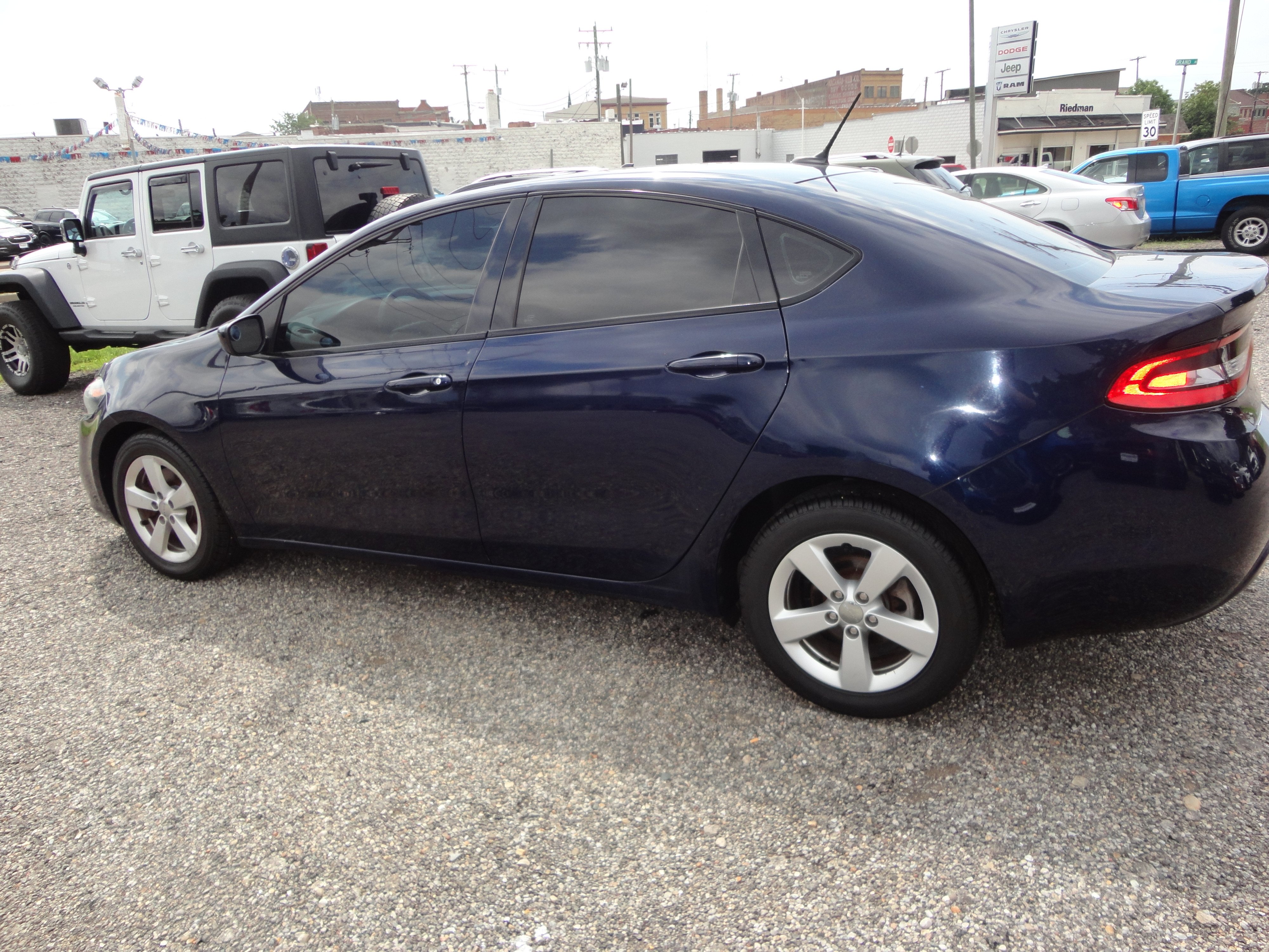 Used 2016 Dodge Dart SXT with VIN 1C3CDFBB6GD529298 for sale in Connersville, IN