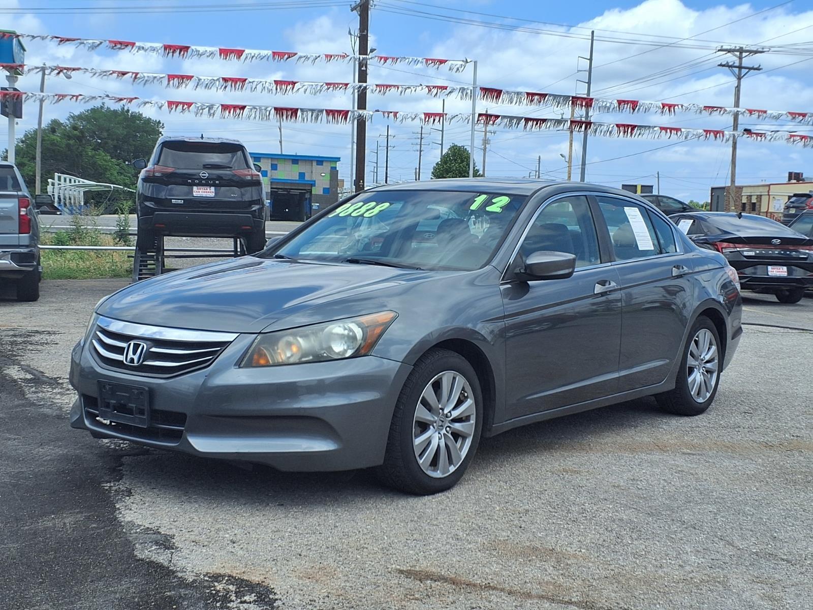 2012 Honda Accord EX Auto's photo