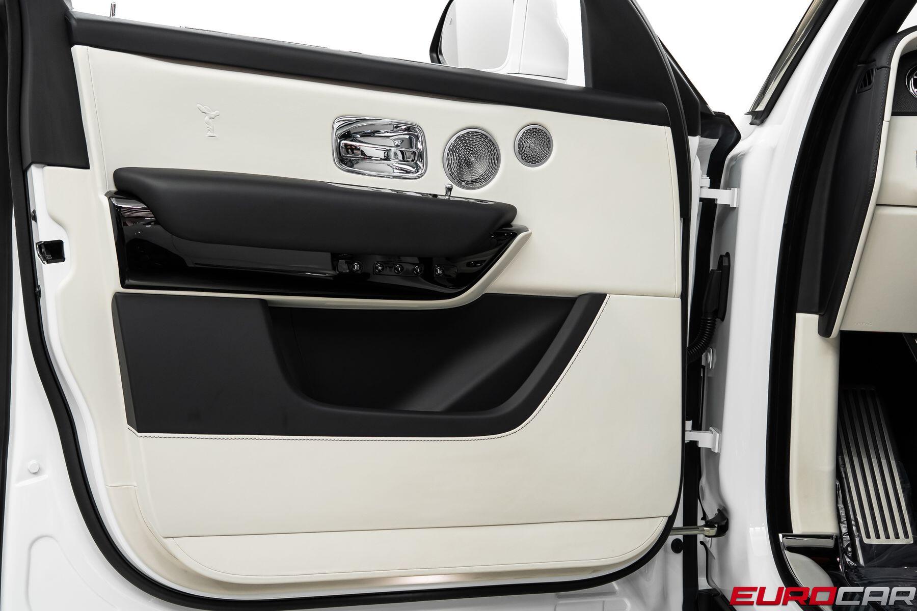 2022 Rolls-Royce Cullinan *REAR THEATER * SHOOTING STAR HEADLINER*Image 23