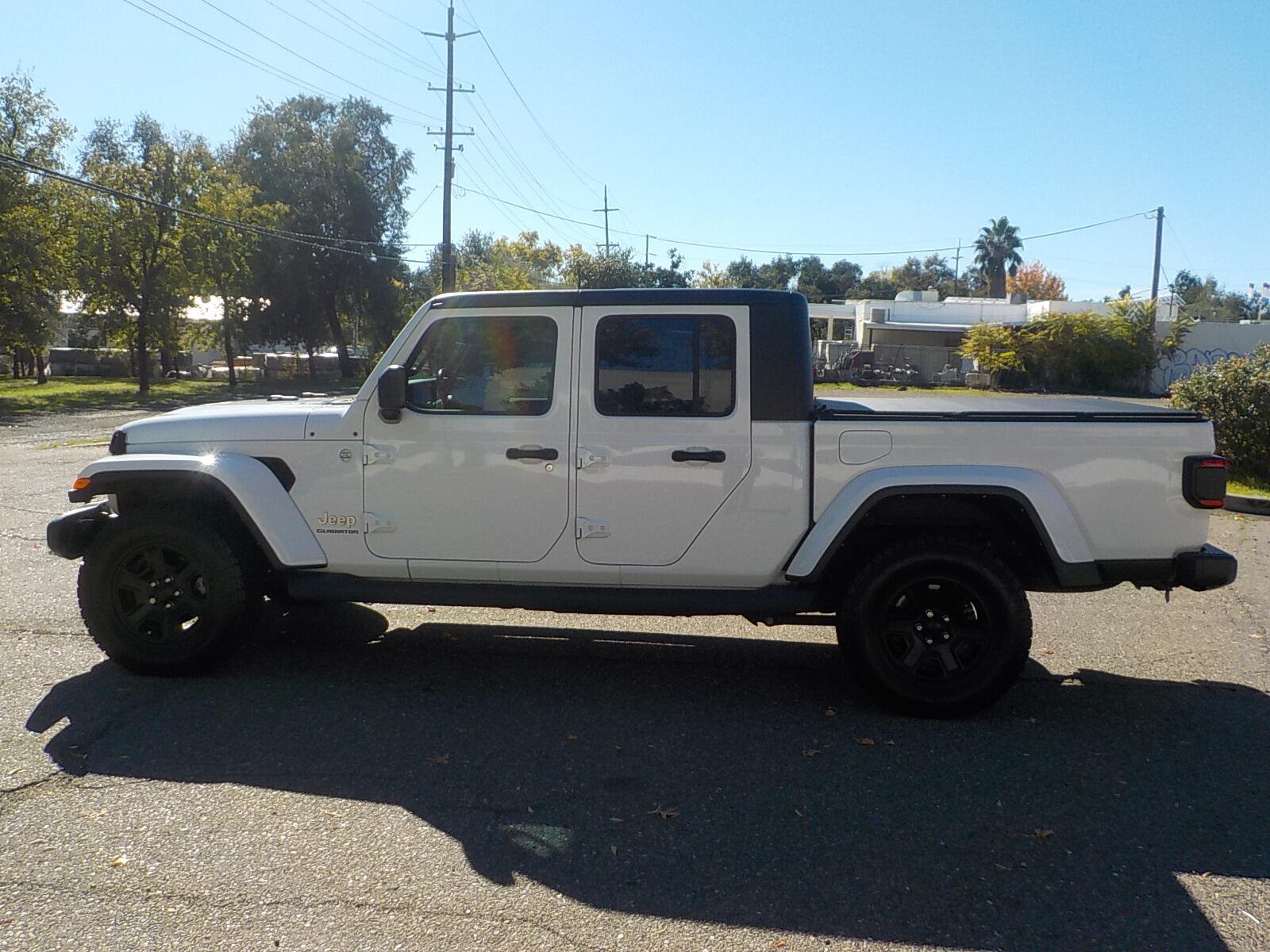 2022 Jeep Gladiator Overland - Photo 6