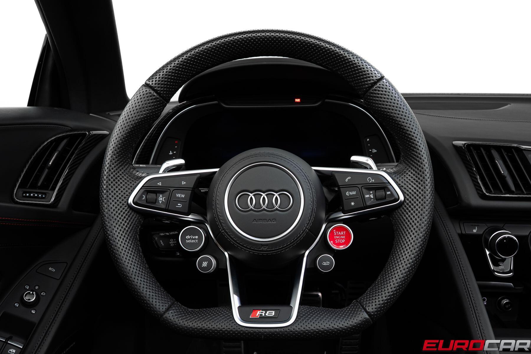 2023 Audi R8 Spyder V10 Performance quattro *HUGE CARBON OPTIONS*Image 41