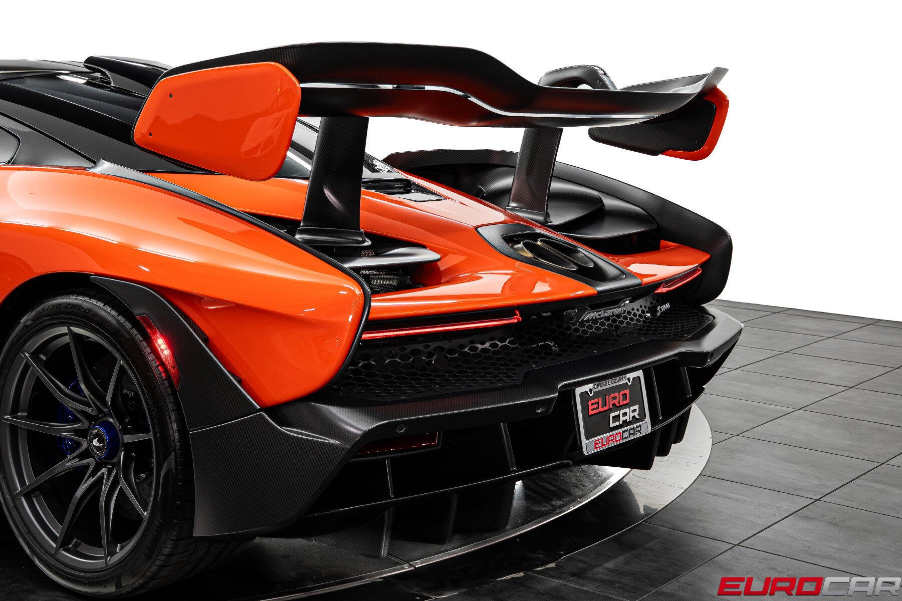 2019 McLaren Senna *64 OF 500 PRODUCED * CARBON MONOCAGE III CHASIS*Image 32