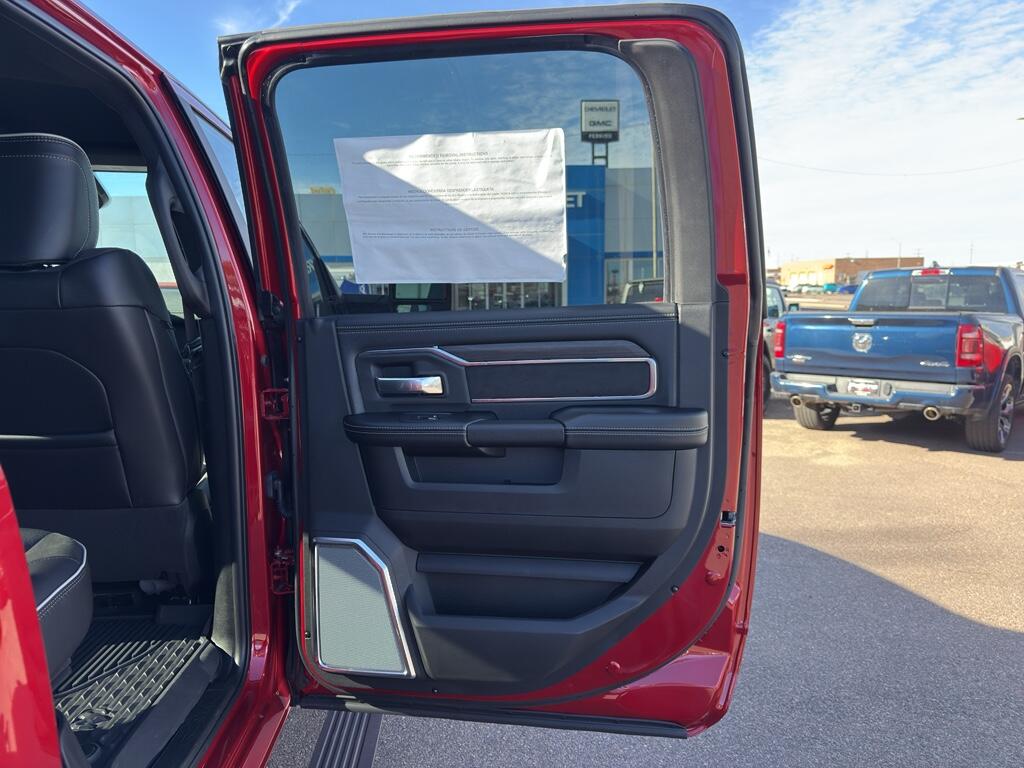 2026 RAM 2500 Laramie - Photo 14