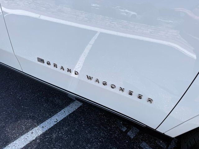 2022 Jeep Grand Wagoneer Series III - Photo 15
